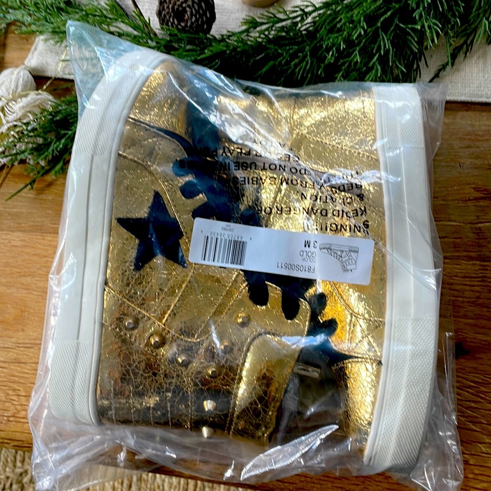 Kidppik super stylish sneakers ❤️